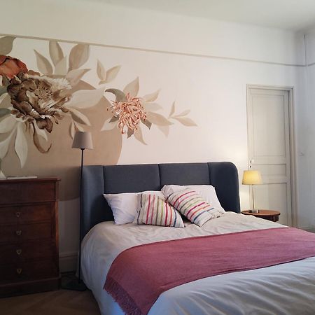 La Parenthese A Etrigny Bed and Breakfast Εξωτερικό φωτογραφία