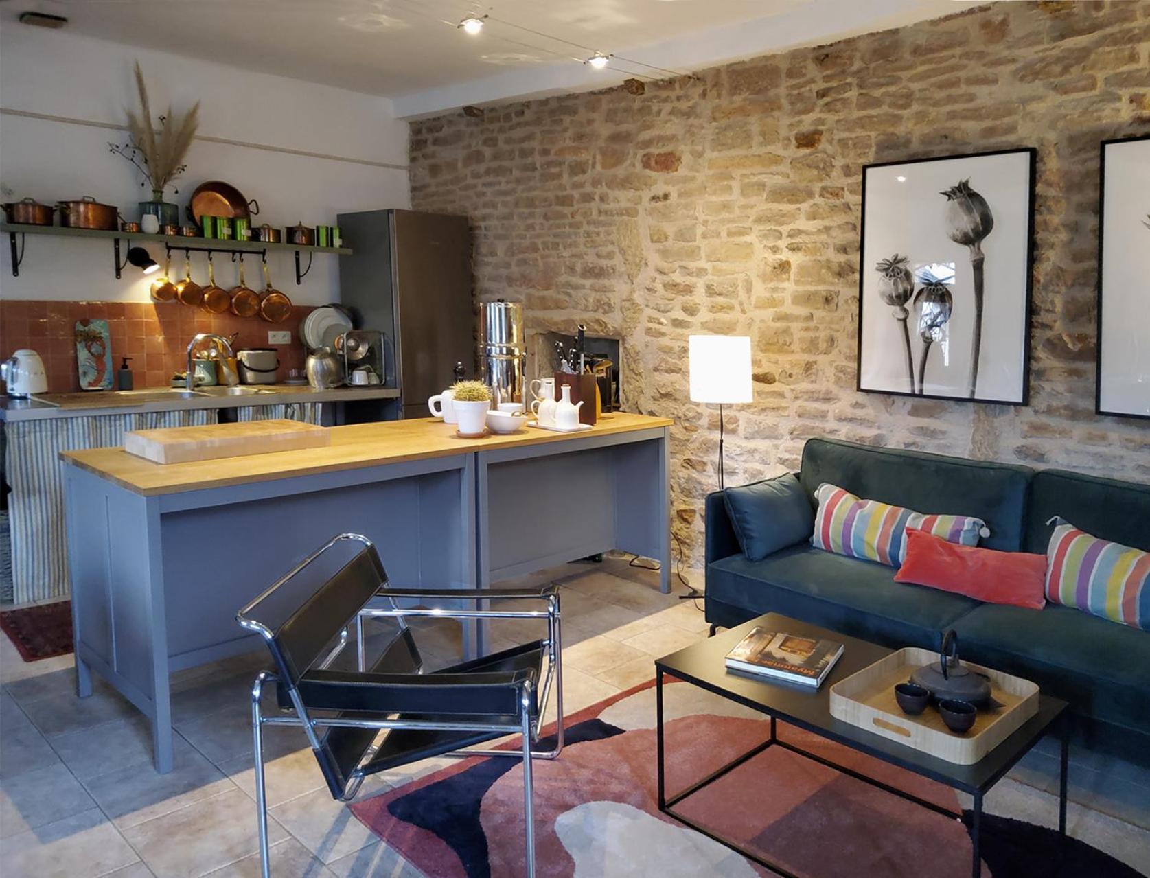 La Parenthese A Etrigny Bed and Breakfast Εξωτερικό φωτογραφία