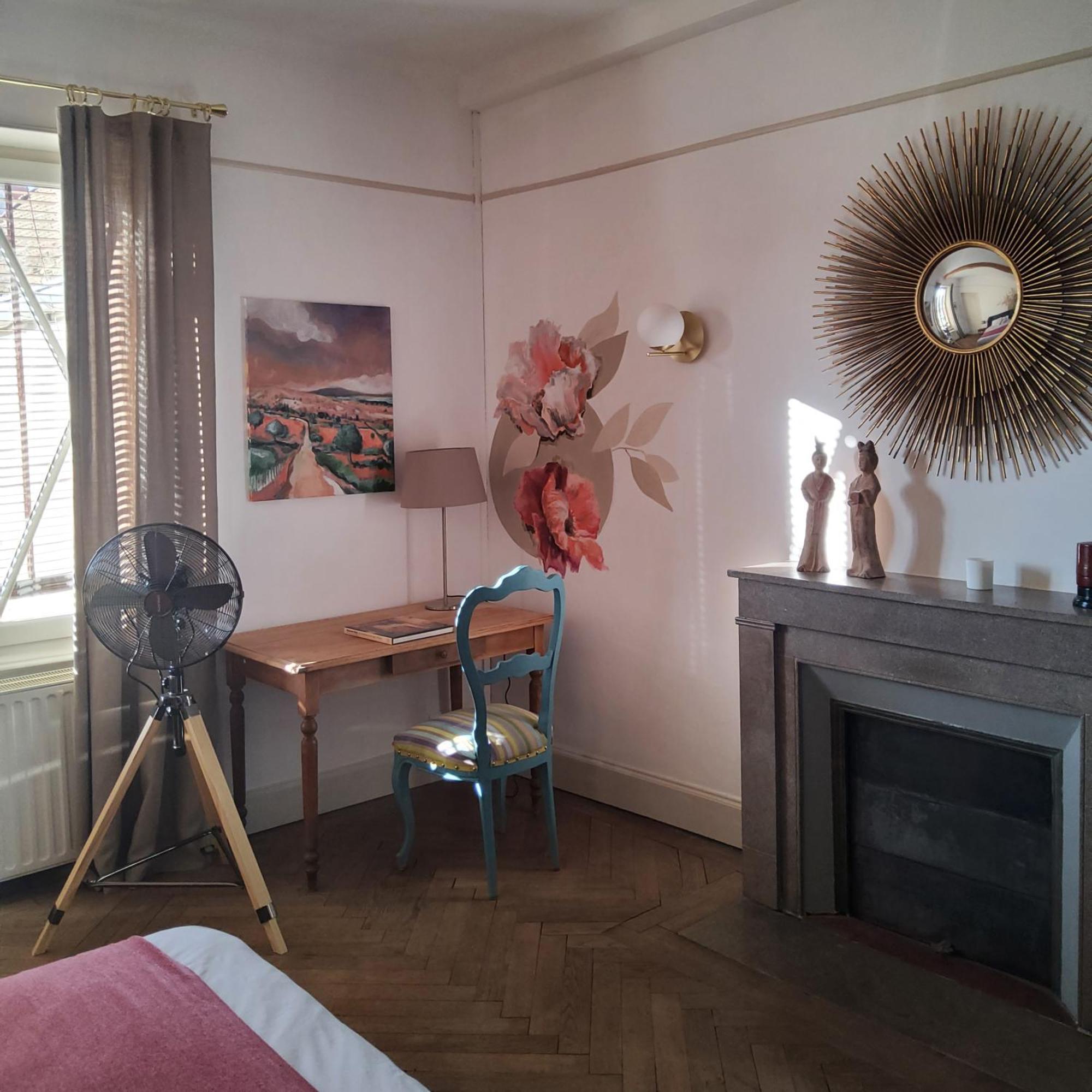 La Parenthese A Etrigny Bed and Breakfast Εξωτερικό φωτογραφία
