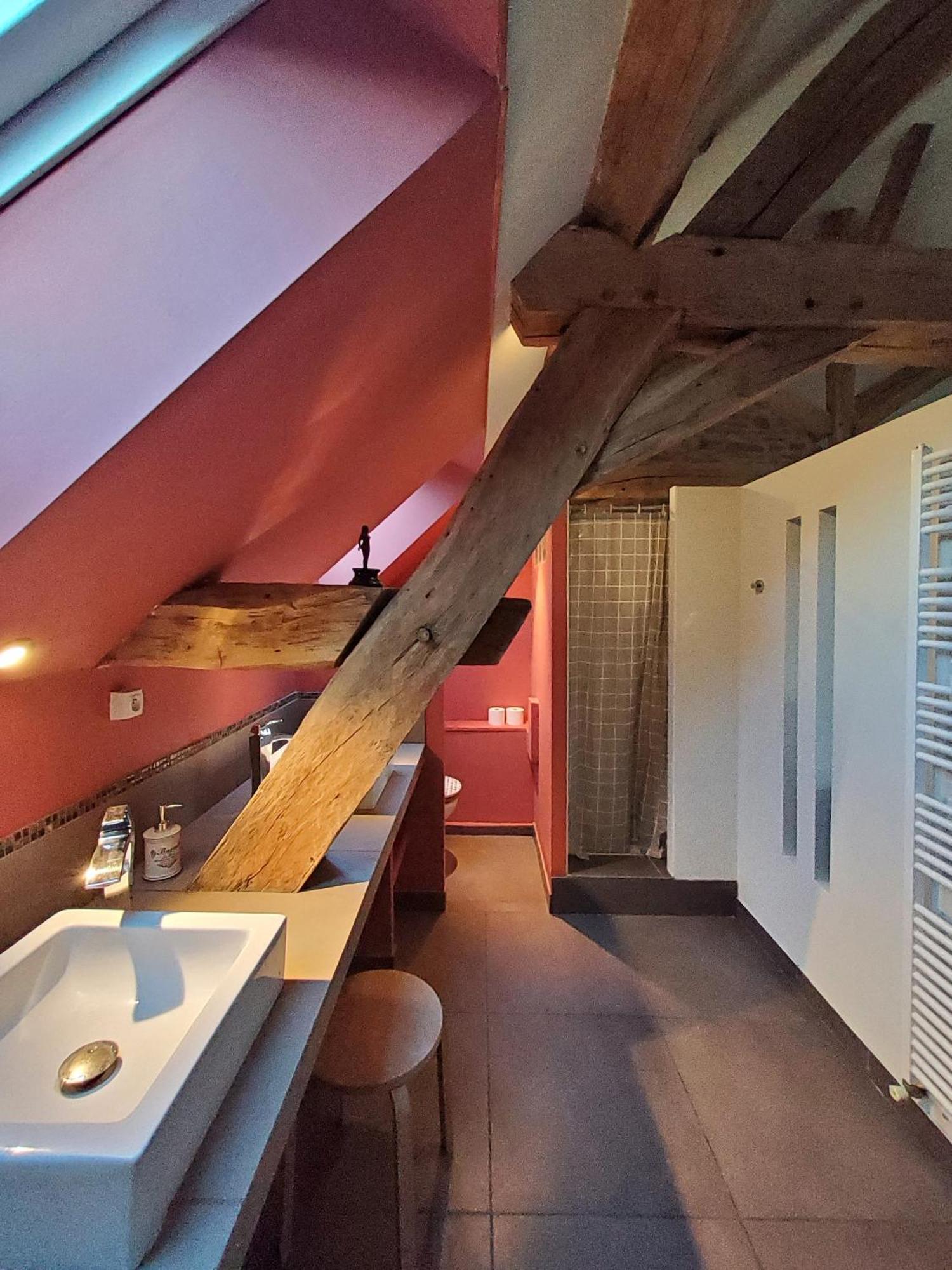 La Parenthese A Etrigny Bed and Breakfast Εξωτερικό φωτογραφία